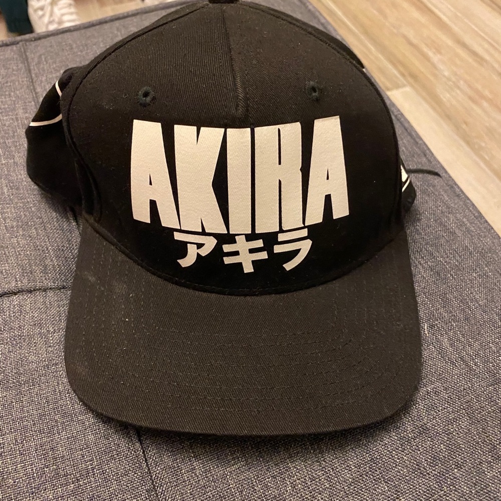 Snap back - Picture 3 of 3